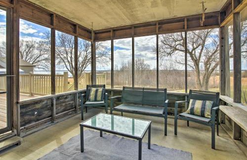 Milford House | Milford Lake Vacation Rental Walk to Beach!