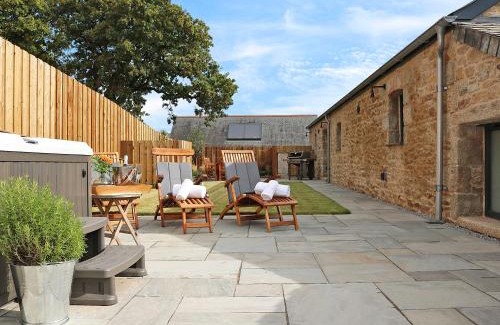 Falmouth House | Mill House, Boskensoe Barns