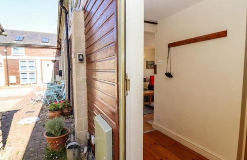 Cirencester House | Mill View
