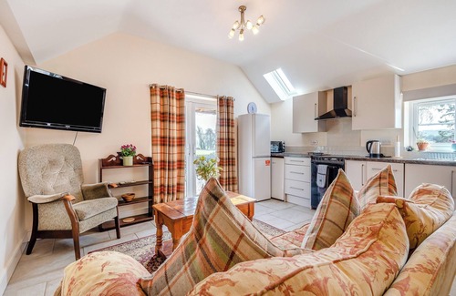Stoney Stretton Cottage | Millstone Cottage - UK43170