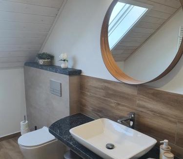 Wdzydze Tucholskiez House | MILOCHÓWKA - dom drewniany bliźniak