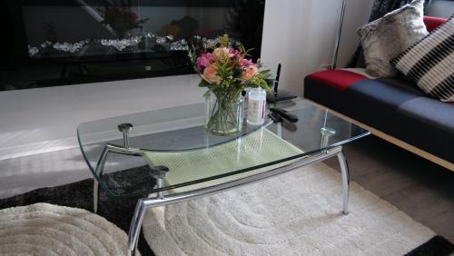 Milton Keynes Apartment | Milton Keynes Luxury Short Stay House with WIFI and Free Parking