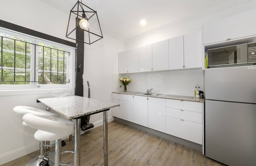 Auchenflower Apartment | Milton Mews Studio2. Auchenflower. A Rylance Home
