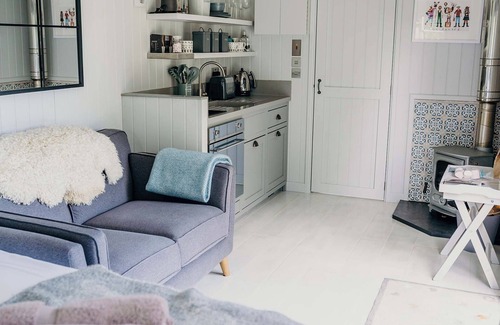 Lifton Cottage | Mimi's Meadow-UK36576