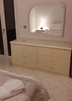 Mousata Apartment | Mimi's sunnyview house
