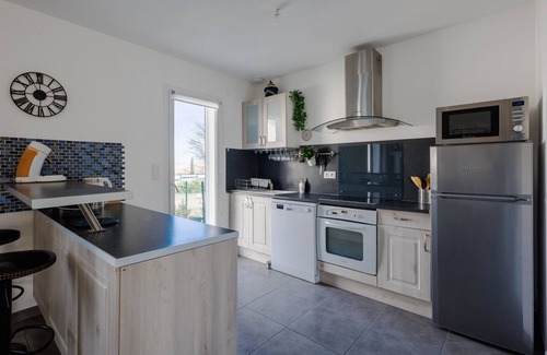 Saint-Victor-la-Coste House | Mimosas - Maison plain pied climatisée