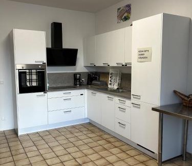 Dormagen Apartment | Minas Ferienwohnung