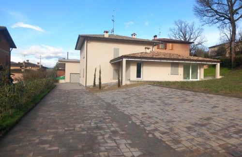 Viano Apartment | Minghetta bed and room