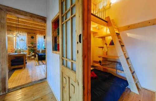 Szokolya Apartment | Minifaktúra Loft Apartman & Reggeliző és Ételbár