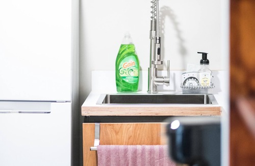 Johnson City Apartment | Minimalist-Style Apartment within walking distance of Downtown Johnson City