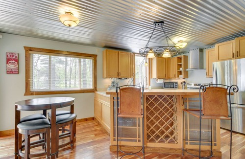 Ossipee Cottage | Minnesota Cabin w/Deck & Private Beach