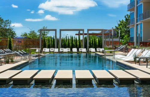 Uptown Apartment | Mint House Dallas - Victory Park