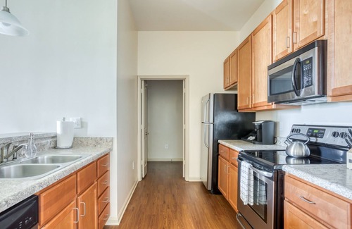 West End Apartment | Mint House Greenville - Downtown