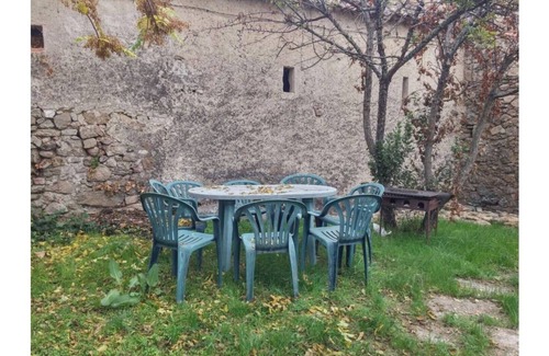 Basardilla Cottage | Minus House Cozy house in rural surroundings.