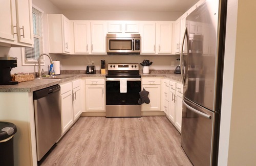 Keene House | Minutes to Keeneland/Airport/UK & more!