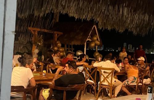 Tierra Bomba Island Hostel | Mira Mira Beach