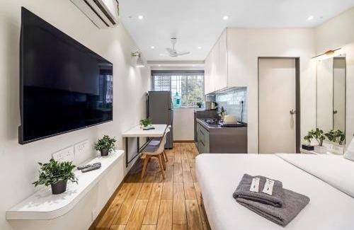 Pali Hill Apartment | Mira Studio Bandra W by The Bombay Home Company
