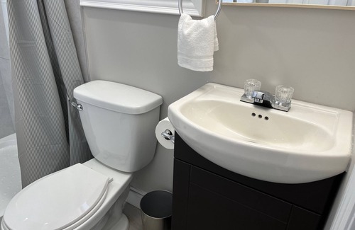 Harwich Hotel | Miracle Motel