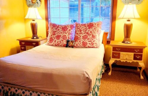 Myers Flat Hotel | Miranda Gardens Resort