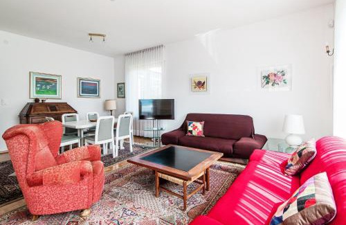 Massagno Apartment | Miravalle Lakeview by Quokka 360 - large windows and magical views