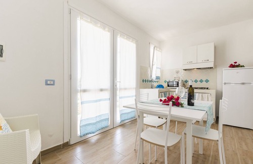 Calasetta Apartment | MIRTO, apartment with glimpse of the sea