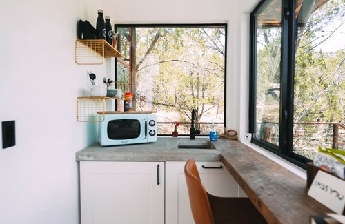 Oatmeal Cabin | Missing Hotel