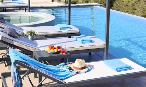 Mathes Villa | Mistral Suite Heated Pool