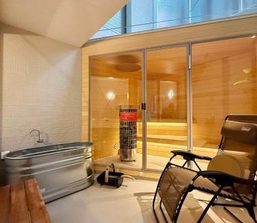 Onomichi Villa | MitO Onomichi - Sauna & Scenic 3-Story Stay