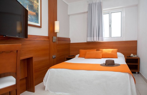 S'Illot-Cala Morlanda Hotel | Mix Colombo