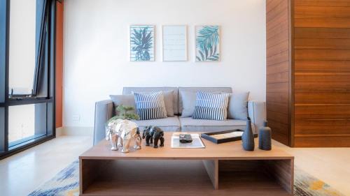 Granada Apartment | Miyana Suites