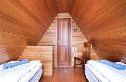 Eskifjordur Hotel | Mjóeyri Travel holiday homes