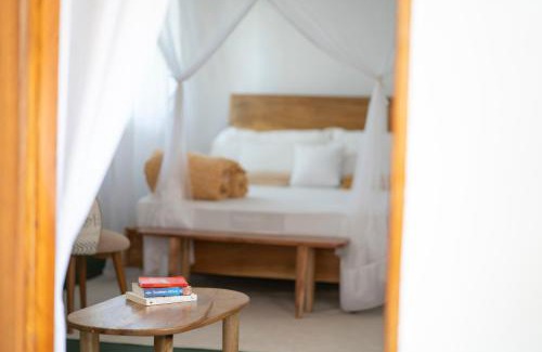 Moshi House | Mkoani Homestay