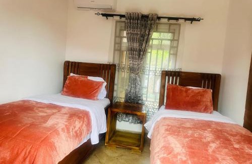 Mkomazi Game Reserve Hotel | Mkomazi Hotels and Camps