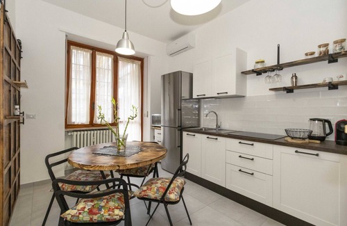 Parella Apartment | MM Pozzo Strada! Cozy Two Bedroom Apartment x4 & Balcony