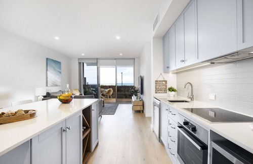 Adelaide Apartment | Moana Beach, Seafront Apartment