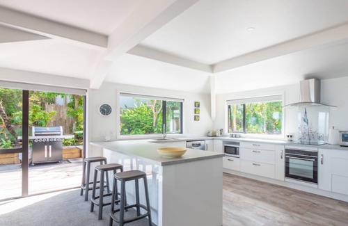 Nelson House | Moana Tides Tahunanui