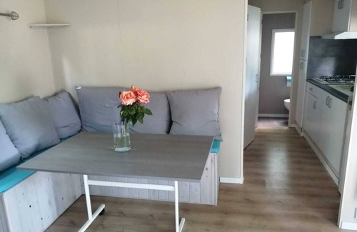 Carlux House | Mobil Home à Partager en Famille ou Entre Amis, à Quelques Mètres de la Dordogne