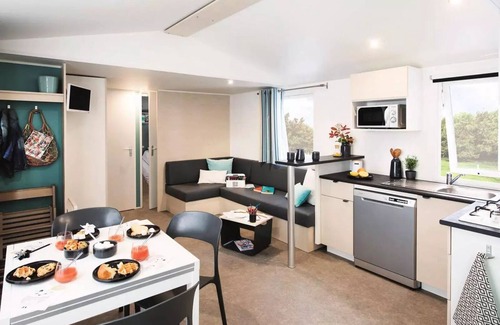 Ambon House | Mobil home 4 Zimmer für 8 Personen 8 Personen