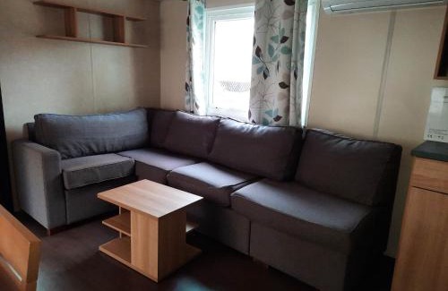 Serignan Apartment | MOBIL HOME LE FAMILIAL