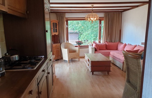 Tronget House | Mobile Home, for 2 adults and 3 children, surrounded by meadows with animals