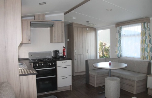 Wemeldinge Ski Chalet | Mobilehome Chaletz Zeeland Camping Linda Wemeldinge Kinderfreundlich