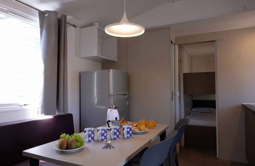Mandrione House | Mobilehome with air conditioning, terrace and pool