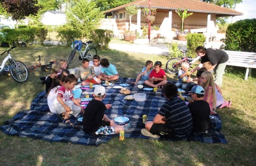 Verteillac House | Mobilheim 2 Schlafzimmer 6 Personen mit Klimaanlage 6 Personen