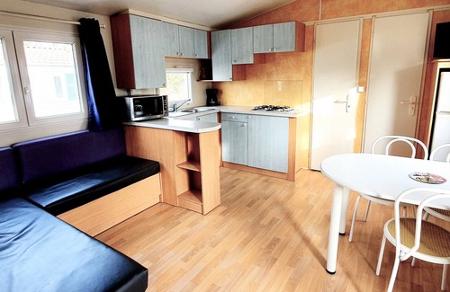 La Balme-de-Sillingy Apartment | Mobilhome du Domaine de la Caille