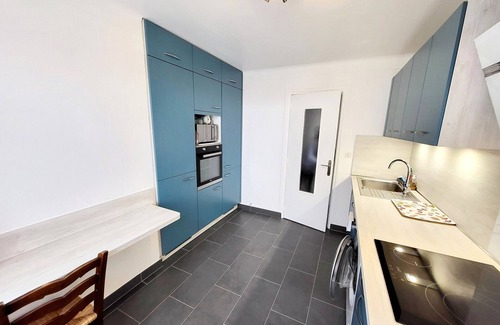 Les Sables d'Olonne Apartment | Modern 1-Bed Apartment with Parking in Charming La Chaume, Close to Beach & Market