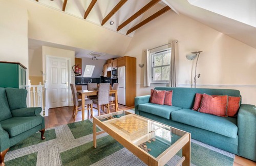 Kenmore Condo | Modern 1-Bed Cottage | Loch Tay Resort | Sleeps 4