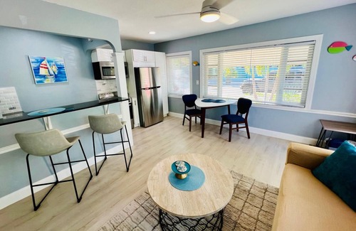 Parrot Cove Apartment | Modern 1 bedroom villa just five minutes to the beach!