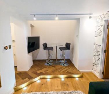 Pembridge Apartment | Modern 1 Bedroom Apartment in Kensington