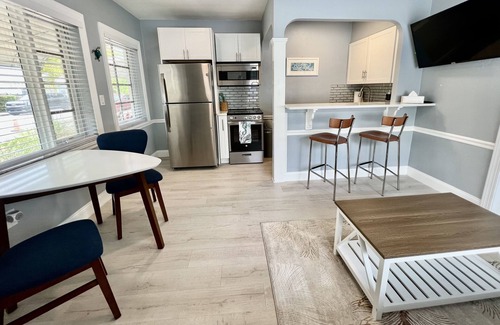 Parrot Cove Apartment | Modern 1 bedroom villa just five minutes to the beach!