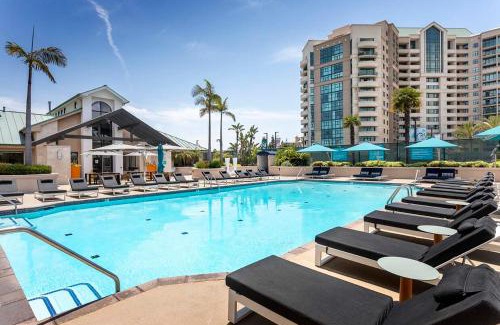 University City Apartment | Modern 1BR in Heart of UTC - Close to Beaches, Shopping, Dining, UCSD
